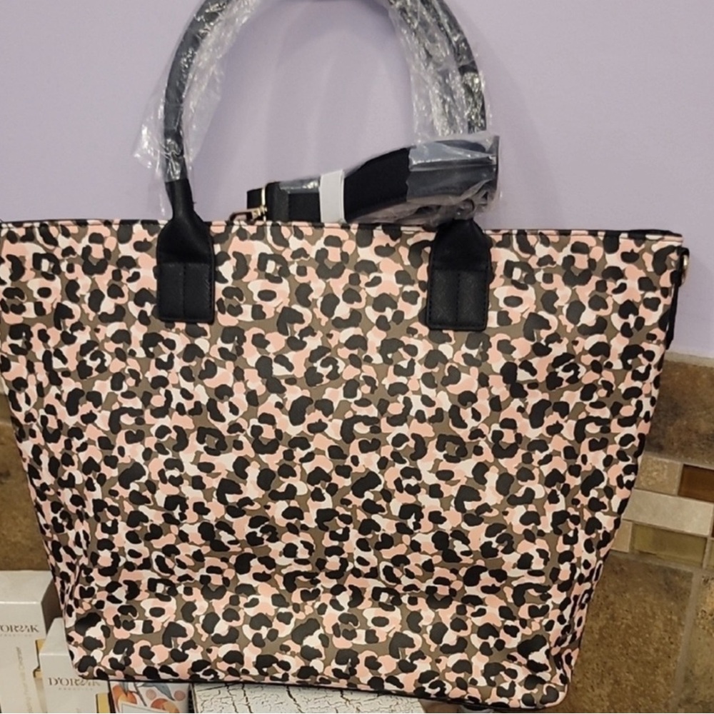 Trina Turk huge Pink& green and Black Leopard Tote - Picture 2 of 6